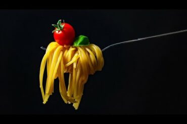 Spaghetti whith Fresh Tomato Sauce -Recipes Italy ( spaghetti al pomodoro fresco )😋😋😋