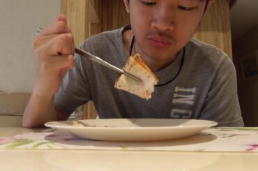 Eat pizza with chopsticks Italian food porn Taipei Taiwan microwave pizza looks awful but taste nice