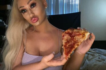 ASMR - Eat Italian Food with Me