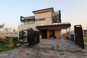 1 Kanal Ultimate Luxurious - Mazhar Munir Design House Phase 6 DHA Lahore  Price 4.75 Crore VLOG#33