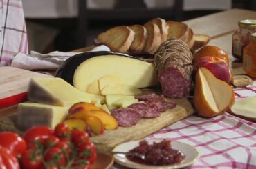 Celebrate Like An Italian - Merenda