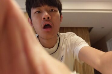 Eat pasta with chopsticks Italian food porn shell noodles cream butter sauce Taipei Taiwan breakfast