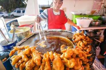 The Original Fish Tacos 🐟 🌮 !! MEXICAN STREET FOOD in Ensenada, Mexico!! 🇲🇽