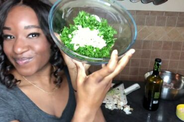 Cooking with TheShortSide -  Parsley Garlic Pasta