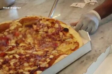 HOW TO MAKE PIZZA AND PANINI. THE BEST AND DELICIOUS PIZZA. WORLD FOOD TRAVELLER. || FOOD DWELLER