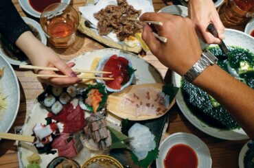 BEST TOKYO FOOD GUIDE | TOP 5 Japanese Restaurants and Street Food in Tokyo