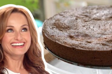 Giada De Laurentiis Makes a Chocolate Cake (Torta Caprese) | Food Network