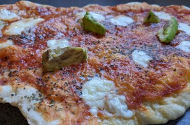 Light Italian Avocado Pizza recipe