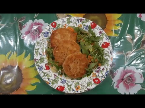Salmon burger- italian recipe Salmon burger- italian recipe