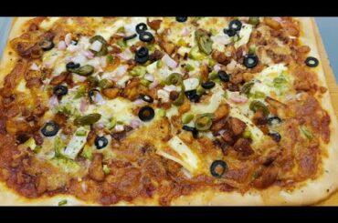 Tasty chicken pizza 🍕😋😋