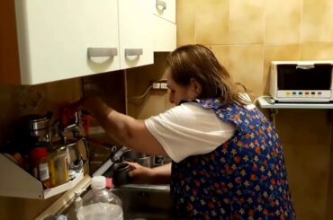 How to prepare coffee in an Italian way Video no.5 (Romanian Language)