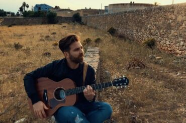 Italian Music - Luca Sallemi "Le stagioni" (Official Music Video 2020 - Italian Pop from Sicily)