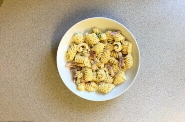 How to cook Italian carbonara in less than 10 minutes