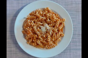 Red Sauce Pasta (Pasta in Fresh Tomato Sauce / Italian Style Pasta)