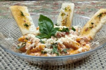 How to make Tomato Basil Pasta #italian #pasta #cookeasy #homemade #jain