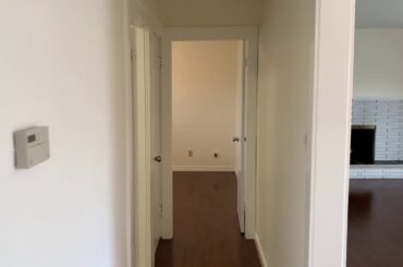 COMO LAKE - Entire House 4BED 2BATHS (UPSTAIRS) 1 out of 2