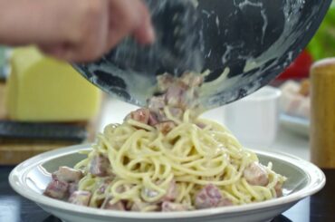 Classic Pasta with Beacon Sour and Creamy @ Classic Cuisine