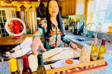 Easy Cheesy Garlic Bread Using Our Italian Herbs and Garlic Cooking & Bread Dipping Oil