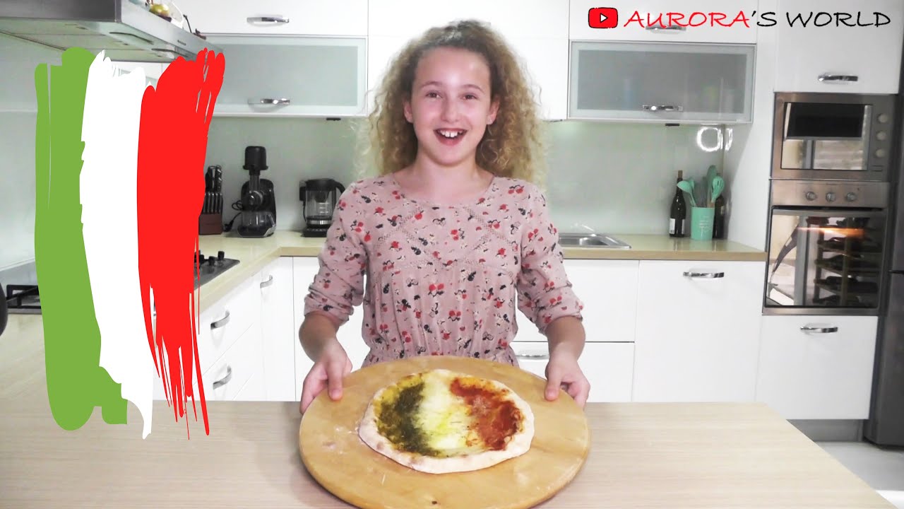 Let's prepare Pizza learning Italian with Aurora Let's prepare Pizza learning Italian with Aurora