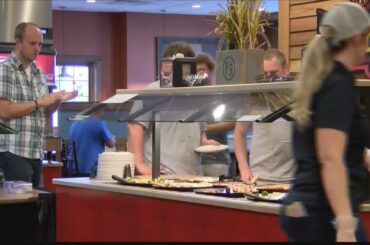 Restaurants offering dine in eating in Peoria