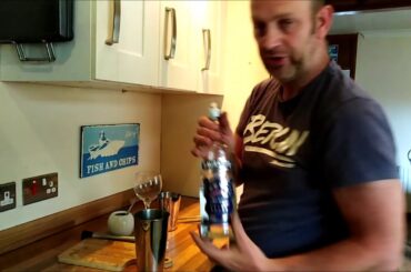 Lets Get Wasted: Cocktail Time: How to make a Vodka Caipiroska