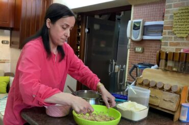 (Quick Traditional Lebanese Food) طريقة عمل العميشة بالبرغل: البرغل ، الكشك البلدي، البصل النيء