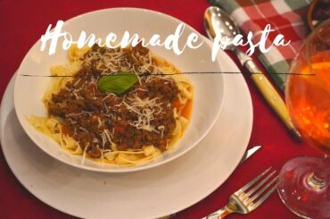 How to make pasta at home! Italian dinner ideas - Como fazer um jantar italiano com massa fresca!