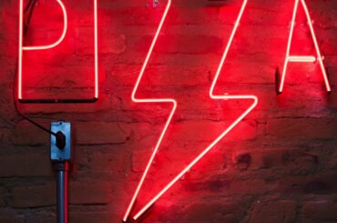 Homemade, Italian Style Turkey Sausage Pizza🍕