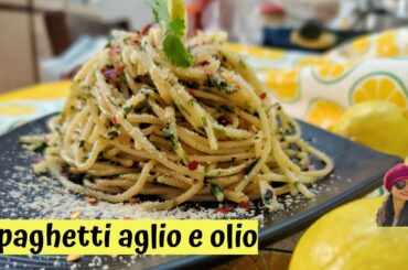 Easy Spaghetti Agilo e Olio recipe | Famous Italian cuisine | By Yummy Plates