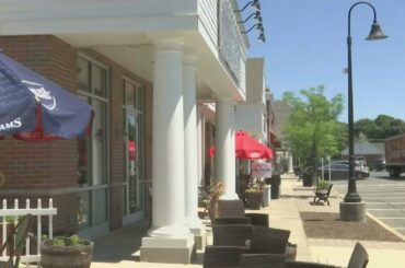 Local businesses react to Connecticut restaurants reopening