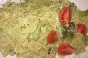 PASTA WITH BROCCOLI | ITALIAN FOOD | PASTA CON BROCCOLI