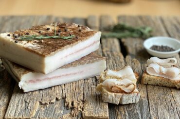 How to make LARDO at Home without pink salt - Italian LARDO different from Pancetta or Capicollo