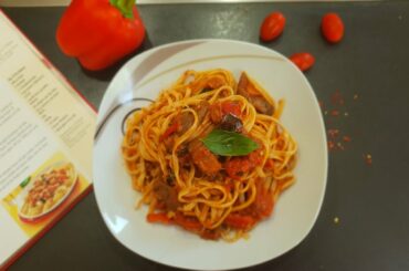 Daily Apron Recipe 38 - Linguine pasta in tomato sauce with roasted vegetables - Dinner recipe