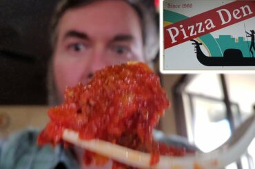 Pizza Den a favorite Oxford, MS and Ole Miss Italian restaurant offering pizza, sandwiches and pasta