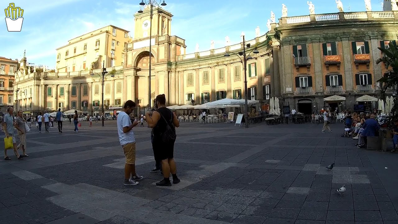 Naples – Italy food and night market tour Naples - Italy food and night market tour