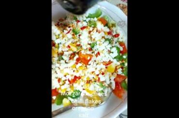 PIZZA BOMBS || Vegetarian Zayka || Italian recipe || Vegetarian recipes