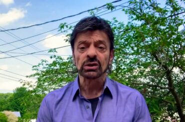 Italian Style Baked Lobster Oreganata & Spaghetti with Lobster Sauce