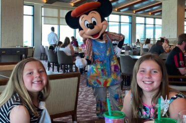 Topolino's Terrace Breakfast A la Art with Mickey and Friends! *JULY 11th* New COVID-19 updates!