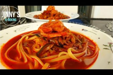 Jjamppong pasta! Korean? Chinese? Italian? (Spicy seafood noodle)