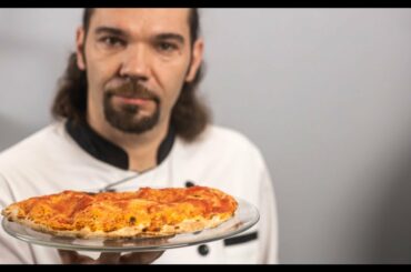 calzone and pizza ring (dough, making and cooking)