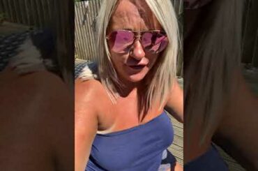 Wine swigging life coach and albi