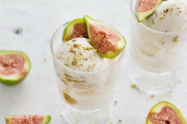 Mascarpone ice cream with figs | Best italian homemade GELATO