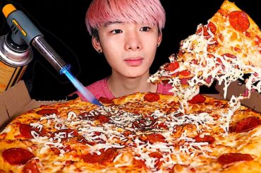 ASMR 16 INCH PEPPERONI PIZZA 🍕 (Eating Sound) | MAR ASMR