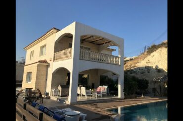 For Sale | Santa Barbara Villa | €665,000