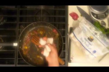 italian marinara with spinach and scallops