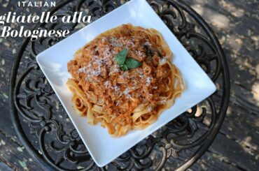 TAGLIATELLE ALLA BOLOGNESE | How to Make Authentic Italian Bolognese Sauce