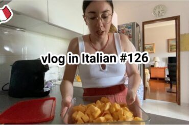 vlog in Italian #126: un Ferragosto tranquillo (facciamo le pesche al vino) (subs)