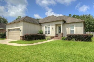 20391 La Clarissa Avenue, Fairhope, AL, 36532