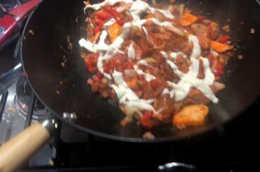 Cooking Spicy Beef Italian Pasta with Bob The Build F. | Episode 4