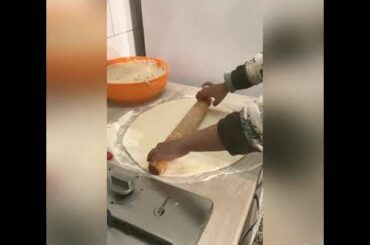 #Kids_2020  Pizza challenge cooking for kids with chef italy and bangali.bambino che cucina la pizza